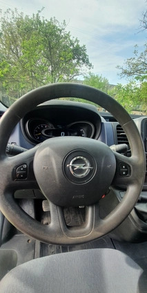 Opel Vivaro cena 39000 przebieg: 130537, rok produkcji 2015 z Malbork małe 106